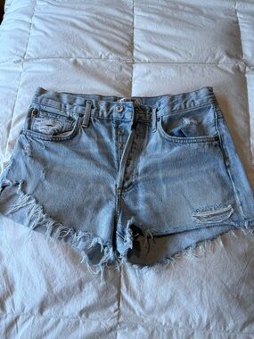 Agolde Parker denim cut off shorts. Size 27. Perfect wash. No stains!